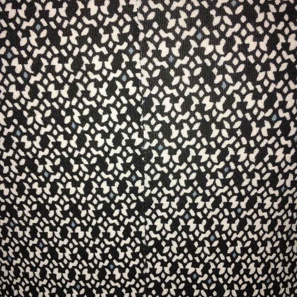 Ann Taylor LOFT Sleeveless Shift Dress - Picture 6 of 9